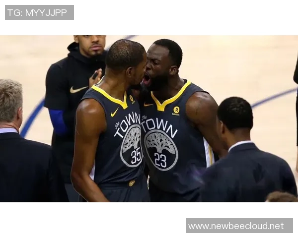 为了追求NBA球星杜兰特，斯嘉丽究竟付出了多大代价？